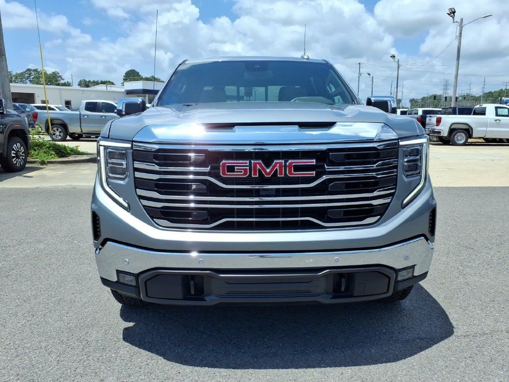 New 2026 GMC Sierra 1500 SLT w/ SLT Premium Plus Package AWD/4WD image 2