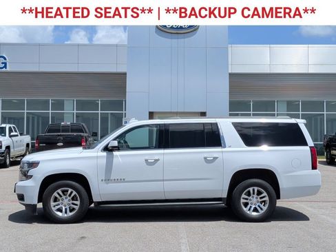 Used 2017 Chevrolet Suburban LT AWD/4WD image 5