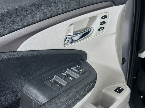 Used 2021 Honda Pilot Special Edition image 17