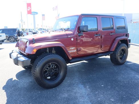 Used 2010 Jeep Wrangler Unlimited Sahara w/ Trailer Tow Group image 6