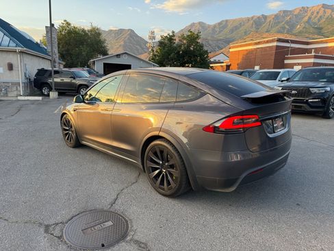 Used 2022 Tesla Model X Plaid AWD/4WD image 3