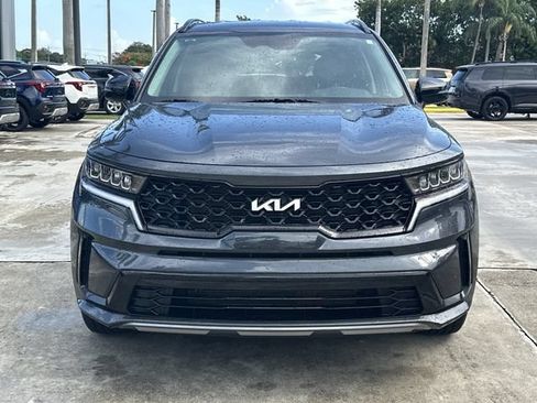 Certified 2023 Kia Sorento S FWD image 3