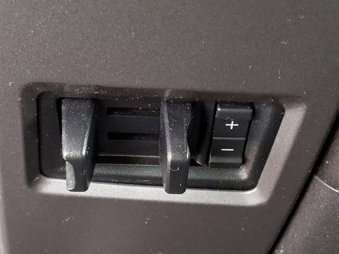 Used 2019 Ford F150 XLT image 24