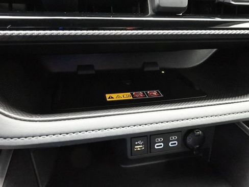 Used 2025 Toyota Highlander XSE AWD/4WD image 43