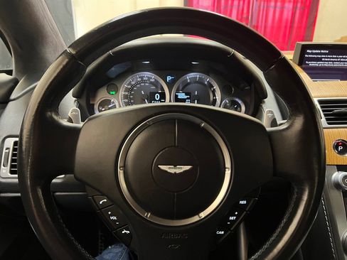 Used 2015 Aston Martin Rapide S image 18