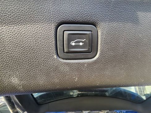 Used 2019 Chevrolet Blazer RS w/ Sun and Wheels Package image 34