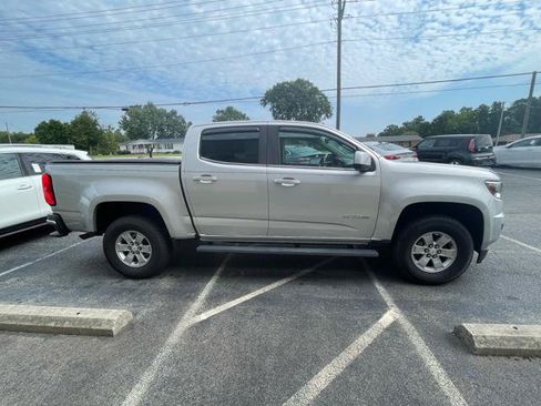 Used 2018 Chevrolet Colorado W/T w/ WT Convenience Package RWD image 5