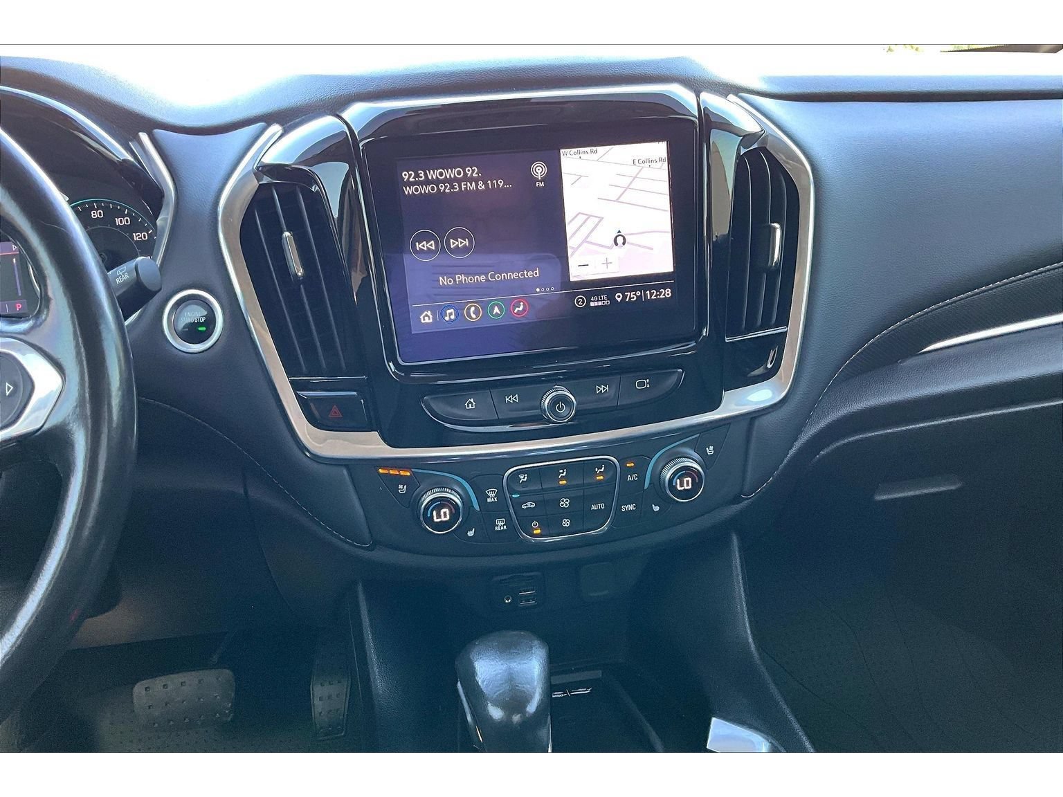 Used 2021 Chevrolet Traverse Premier AWD/4WD image 9