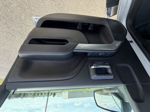 Used 2014 Chevrolet Silverado 1500 LT AWD/4WD image 18