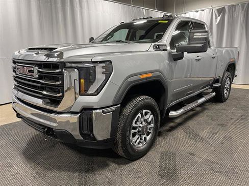 New 2026 GMC Sierra 2500 SLE w/ SLE Value Package; image 3