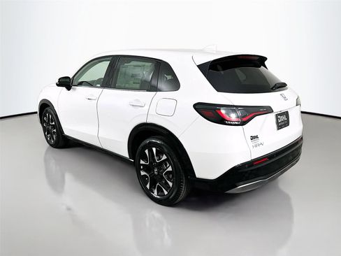 New 2027 Honda HR-V EX-L image 10