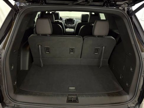 Used 2022 Chevrolet Traverse RS AWD/4WD image 12