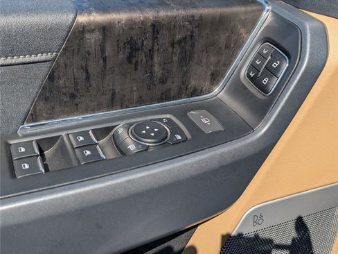 Used 2023 Ford F250 Lariat w/ Tremor Off-Road Package image 21