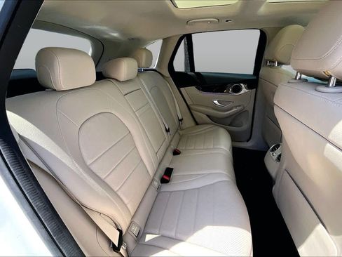 Used 2021 Mercedes-Benz GLC 300 image 20