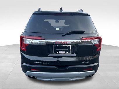 Used 2023 GMC Acadia SLT w/ Technology Package