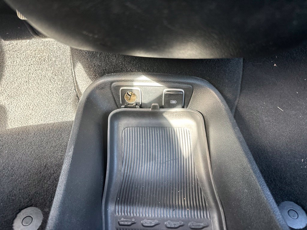 Used 2018 Chrysler Pacifica Touring Plus w/ S Appearance Package FWD image 48