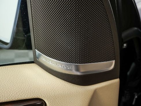 Used 2018 Mercedes-Benz GLS 450 4MATIC image 7