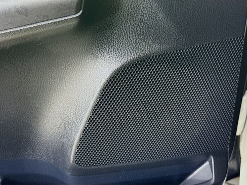 Used 2017 Toyota RAV4 XLE FWD image 22