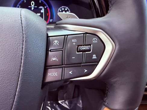 Used 2025 Lexus RX 350 Premium w/ Accessory Package (Z1) image 22