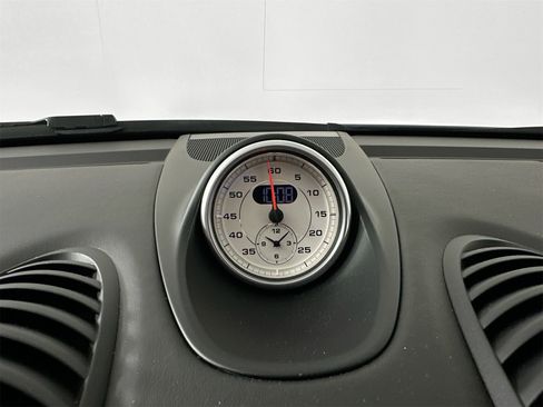 Certified 2025 Porsche 718 Cayman GT4 image 23