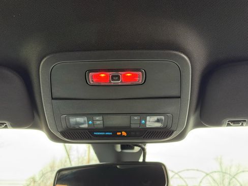 Used 2022 Ford Explorer AWD image 21