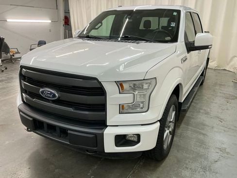 Used 2015 Ford F150 Lariat w/ Equipment Group 502A Luxury image 10