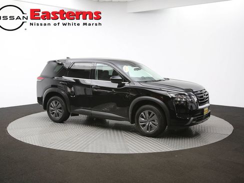 Used 2025 Nissan Pathfinder S image 79