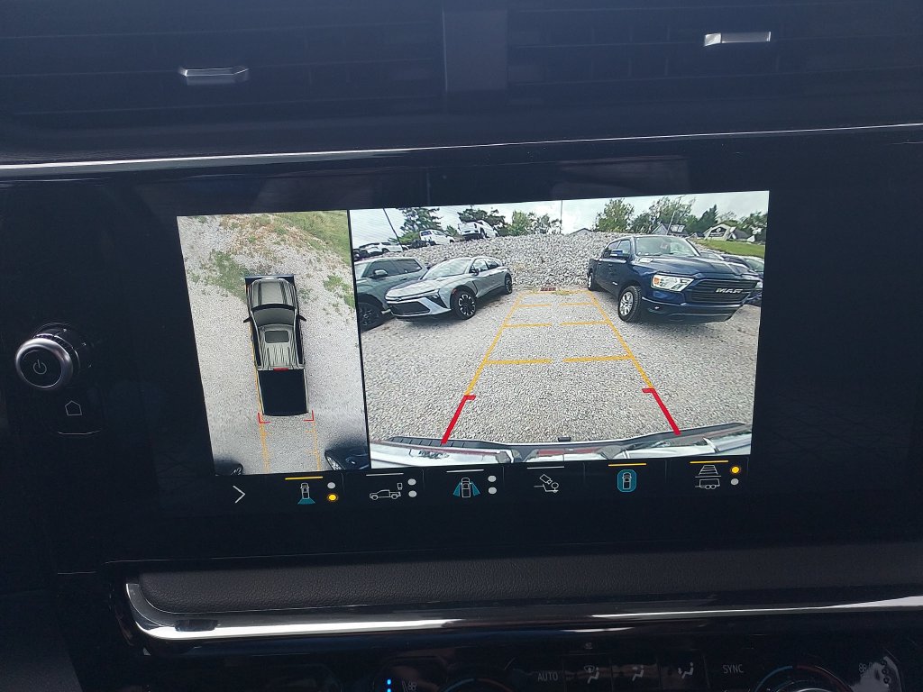Used 2022 GMC Sierra 1500 AT4 w/ AT4 Premium Package AWD/4WD image 23