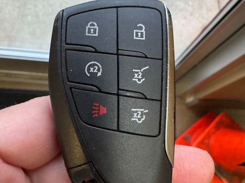 Used 2021 Chevrolet Tahoe LT w/ Rear Media and Nav Package image 21