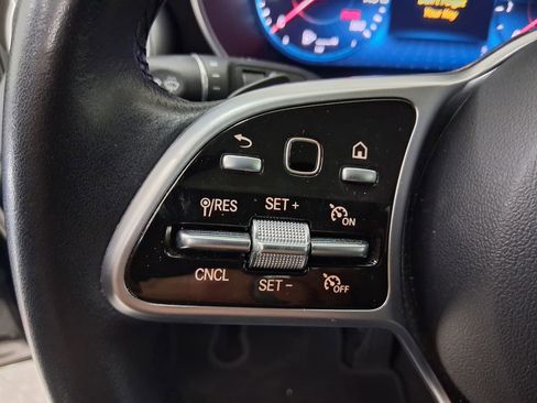 Used 2022 Mercedes-Benz GLC 300 GLC 300 image 15