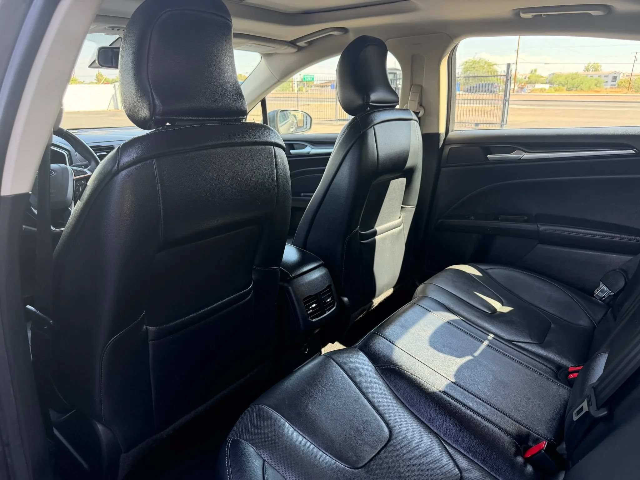 Used 2019 Ford Fusion Titanium AWD/4WD image 21