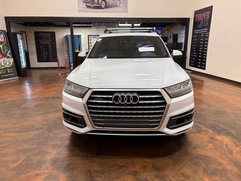 Used 2018 Audi Q7 3.0T Prestige AWD/4WD image 4
