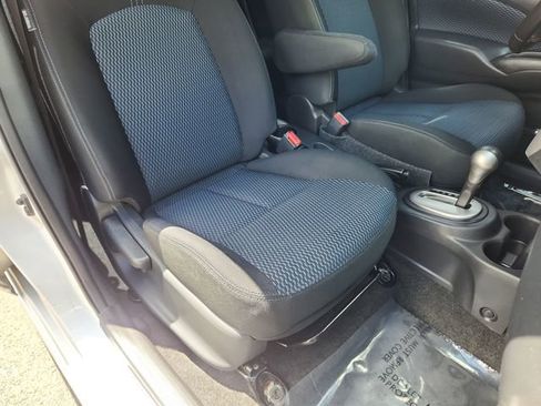 Used 2017 Nissan Versa Note SV FWD image 23