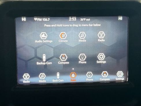 Used 2018 Jeep Wrangler Unlimited Sahara image 17