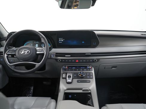Used 2025 Hyundai Palisade SEL image 19