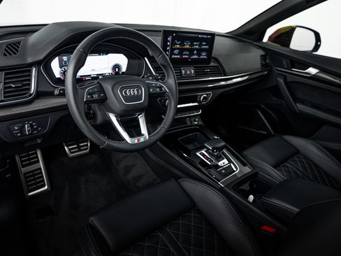 Used 2023 Audi SQ5 Premium Plus w/ Premium Plus Package image 9