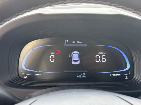 Used 2024 Hyundai Venue SEL FWD image 20