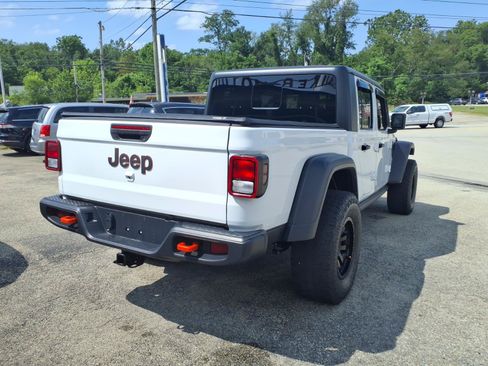 Used 2022 Jeep Gladiator Mojave w/ Trailer Tow Package AWD/4WD image 3