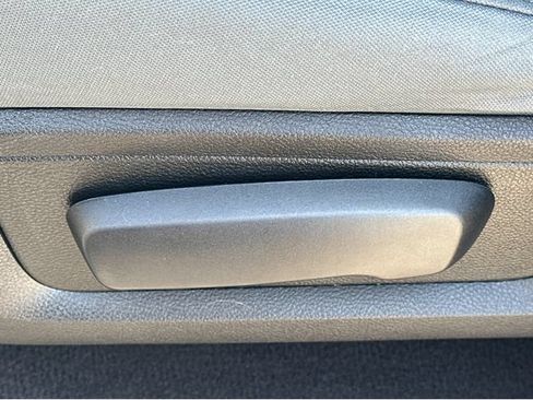 Used 2018 RAM 1500 Express RWD image 34
