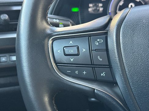 Used 2022 Lexus UX 250h w/ Accessory Package (Z2) image 26