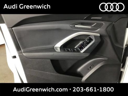 Used 2025 Audi Q5 Premium Plus w/ Premium Plus AWD/4WD image 11