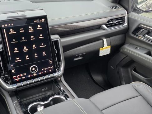 New 2026 GMC Yukon XL Elevation w/ Elevation Premium Package image 35