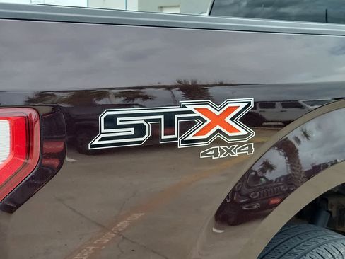 Used 2018 Ford F150 XL w/ Equipment Group 101A Mid AWD/4WD image 15