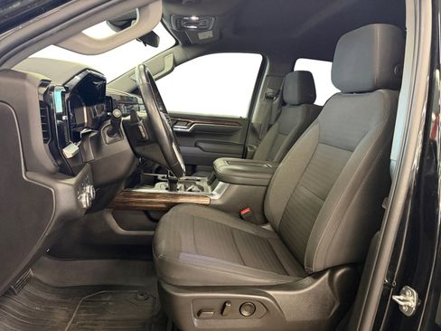 Used 2022 GMC Sierra 1500 Elevation w/ Preferred Package AWD/4WD image 9