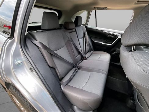 Used 2025 Toyota RAV4 XLE w/ Convenience Package FWD image 21