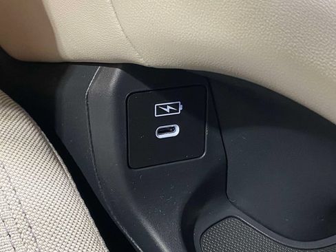 New 2027 Honda HR-V LX image 31