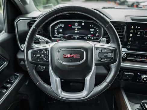 Used 2023 GMC Sierra 1500 SLT w/ SLT Premium Plus Package AWD/4WD image 28