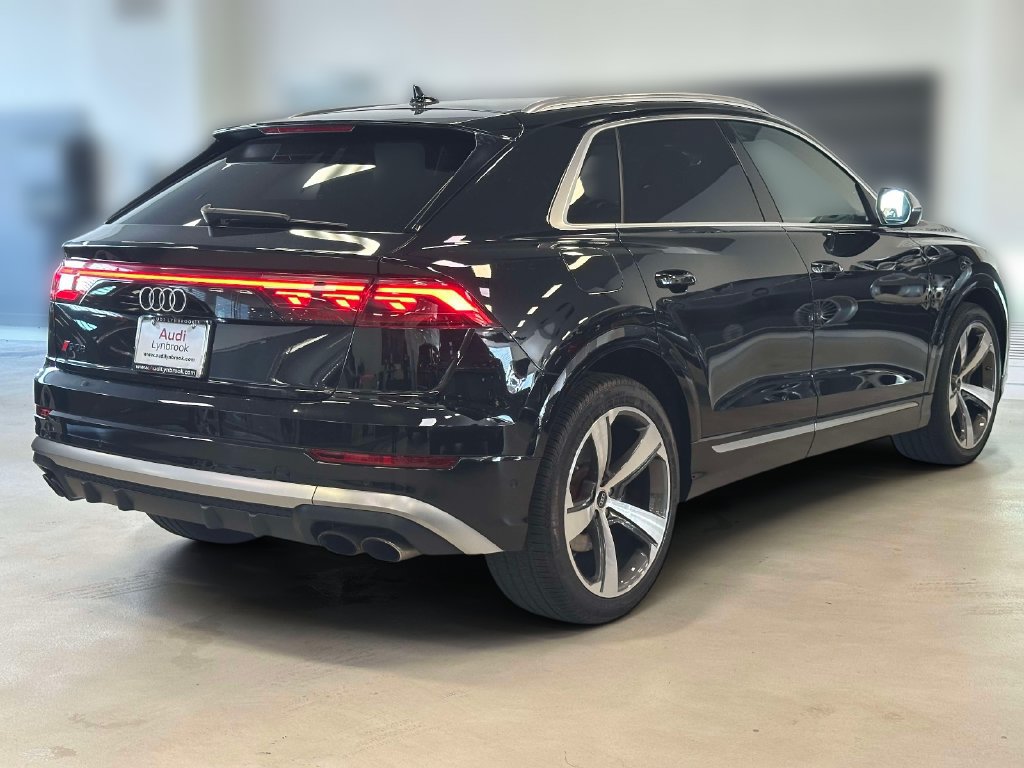 Used 2024 Audi SQ8 Prestige AWD/4WD image 4