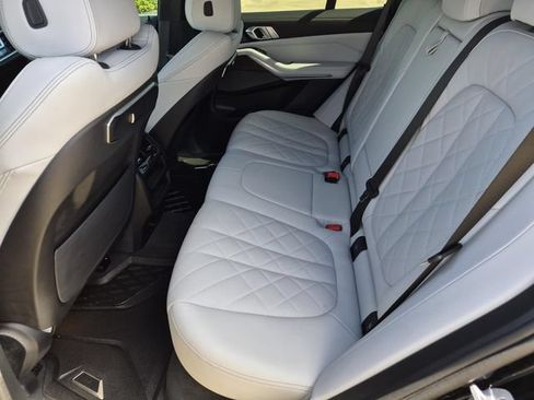 Used 2025 BMW X5 sDrive40i w/ Premium Package RWD image 17