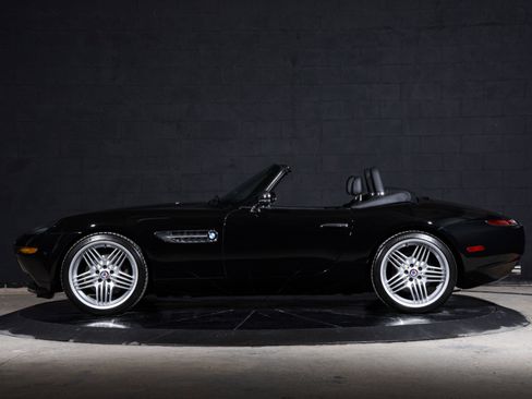 Used 2002 BMW Z8 image 28
